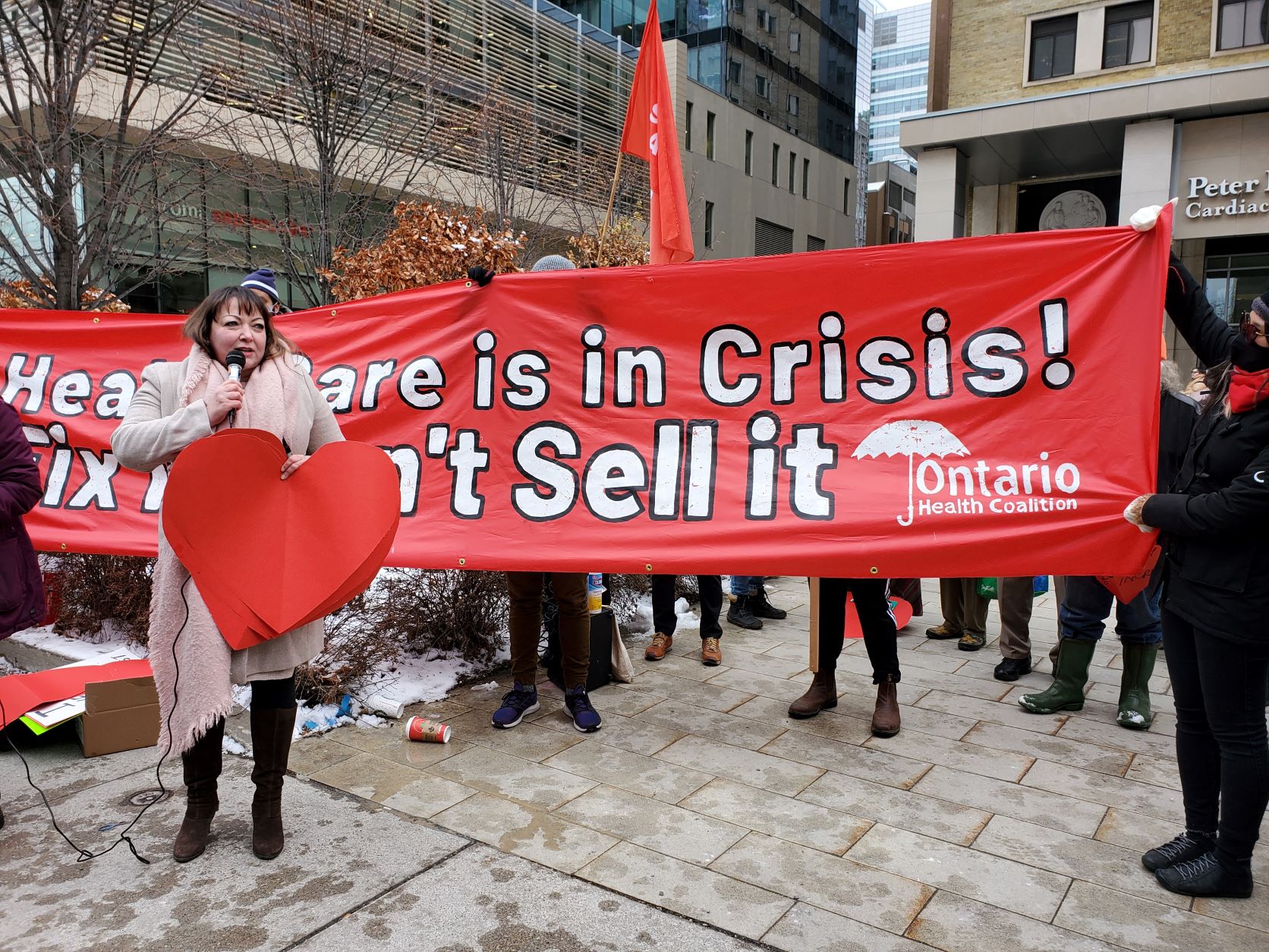 OPSEU/SEFPO joins the Ontario Health Coalition at rally to protect public health care