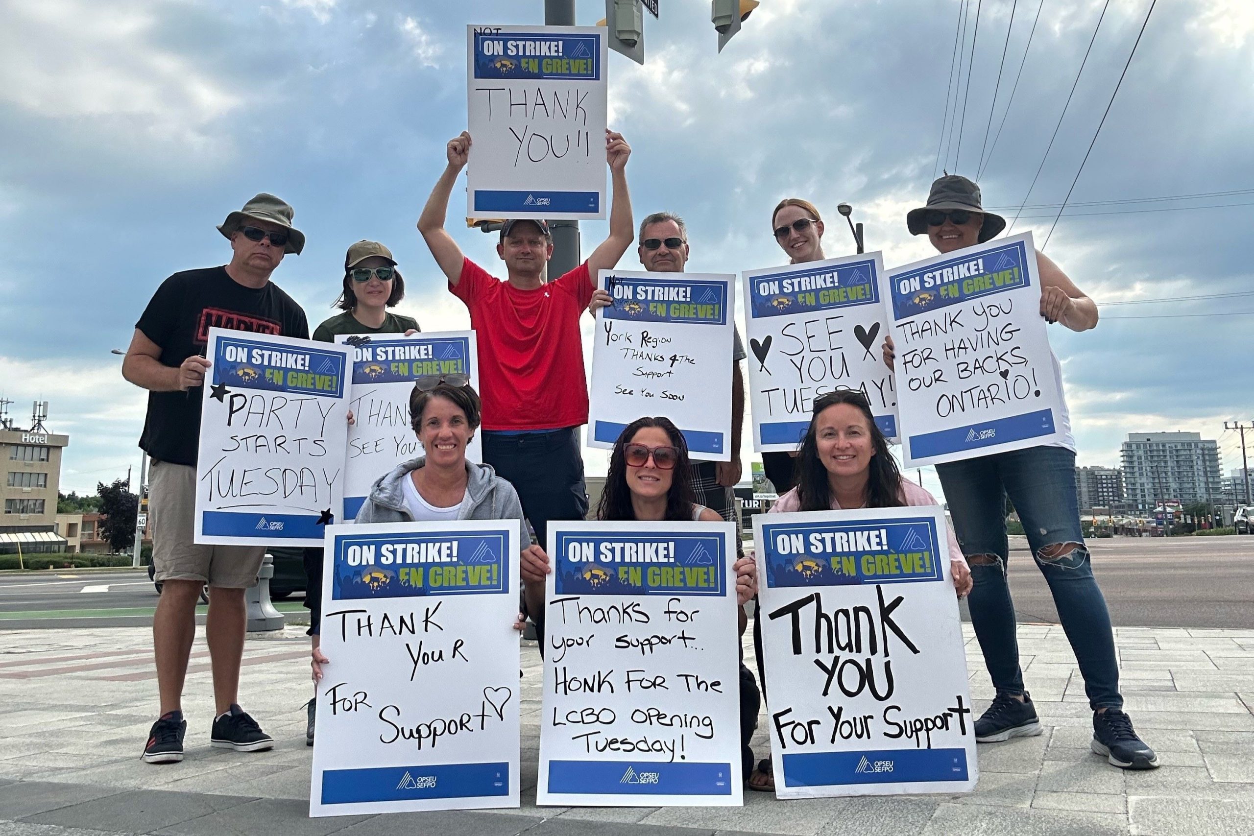 LCBO workers vote to ratify new contract after two-week strike