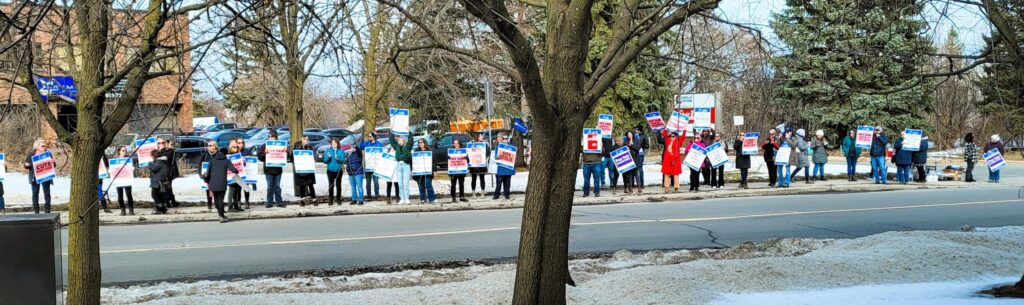CAS Ottawa members rally in Ottawa