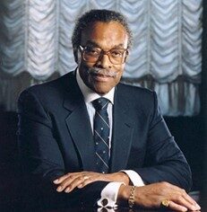 Hon Lincoln Alexander